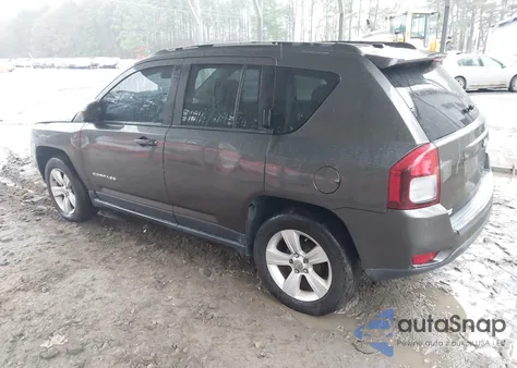 2017 Jeep Compass Sport Fwd z USA, uszkodzony, nr VIN 1C4NJCBA8HD147231